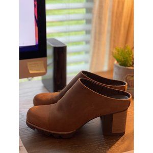 Sorel Leather Women's Camel Brown Slip On Addington Mules Boot | Waterproof